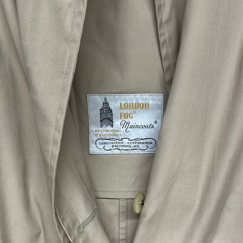 LONDON FOG MAINCOAT EDITION BEIGE ALL WEATHER TRENCH COAT 14 REG 44" LONG - Picture 2 of 12